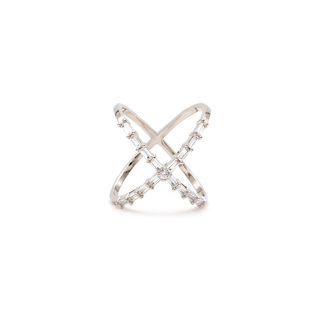 CRISS CROSS BAGUETTE RING